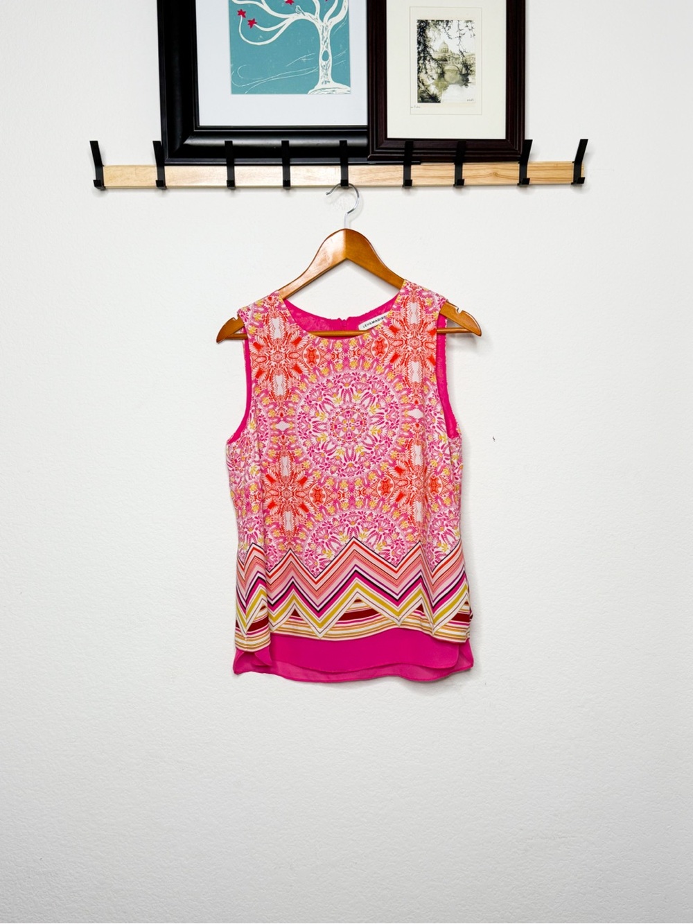 Lex & Madison Pink Orange Geometric Sleeveless Blouse Size S